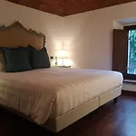 Bed & Breakfast Maison Tuscany Sinalunga
