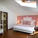 Maison Tuscany Alojamento de Acomodação e Pequeno-almoço 4*