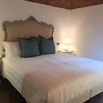 Bed & Breakfast Maison Tuscany Sinalunga