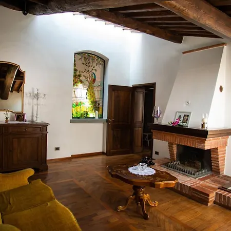 Bed & Breakfast Maison Tuscany 4*