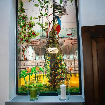 Maison Tuscany Bed & Breakfast 4*