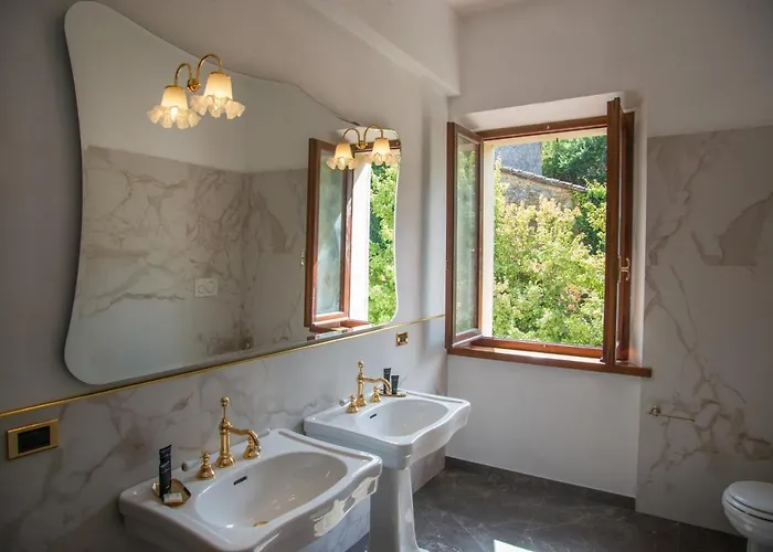 Maison Tuscany לינה וארוחת בוקר סינאלונגה