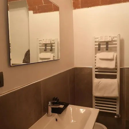 Bed & Breakfast Maison Tuscany 4*