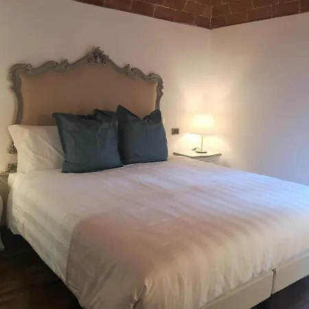 Bed & Breakfast Maison Tuscany Sinalunga