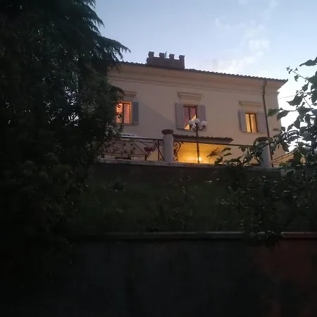 Maison Tuscany לינה וארוחת בוקר